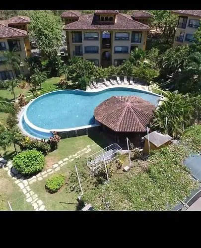 Beautiful Newly Refurbished 2 Bedroom 2 Bathroom 2nd Floor Tamarindo