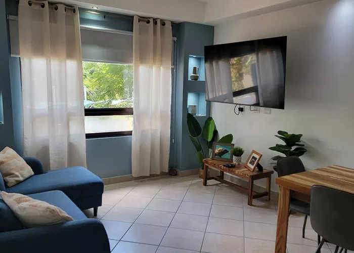 Beautiful Newly Refurbished 2 Bedroom 2 Bathroom 2nd Floor * Tamarindo