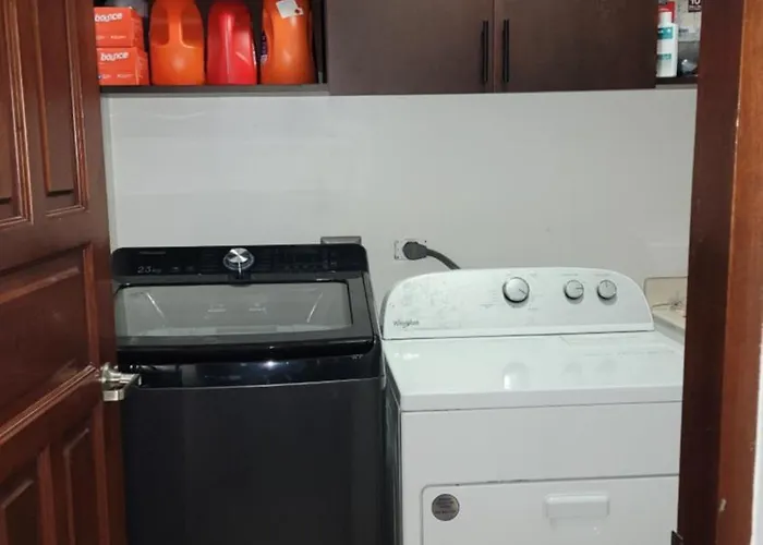 Appartement Beautiful Newly Refurbished 2 Bedroom 2 Bathroom 2nd Floor